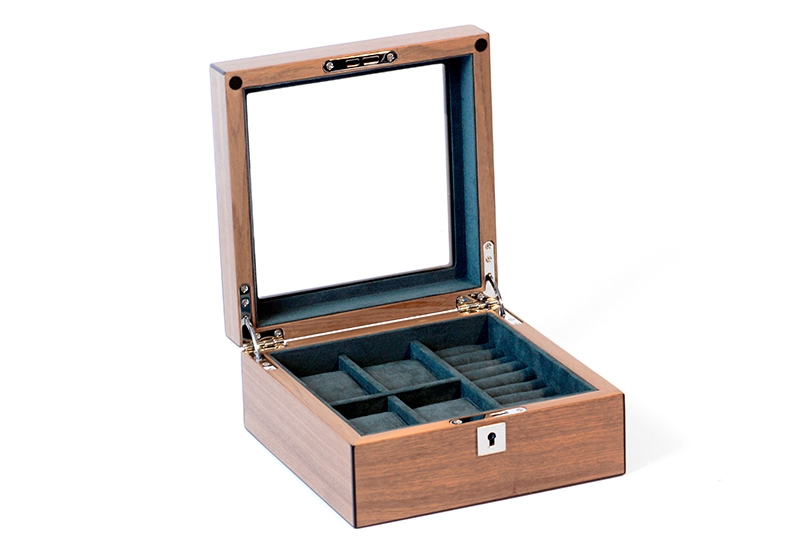 Watch case for 4 watches + jewellery - Walnut