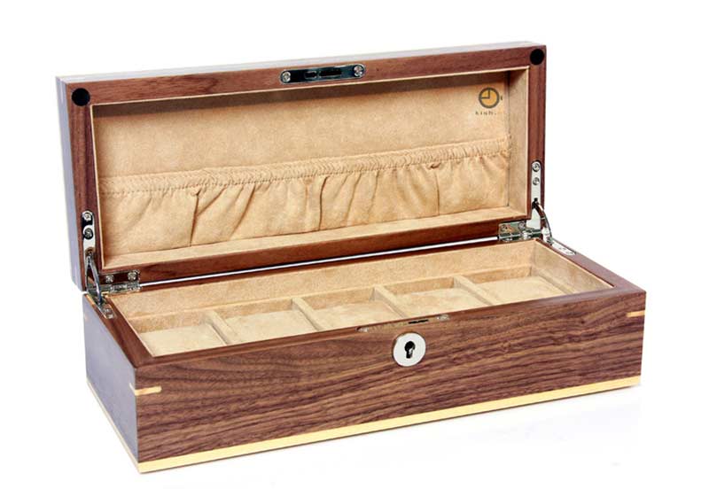 Wooden watchbox for 5 watches walnut