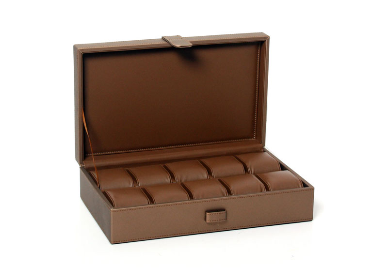 Gisoni Parata watchbox gold