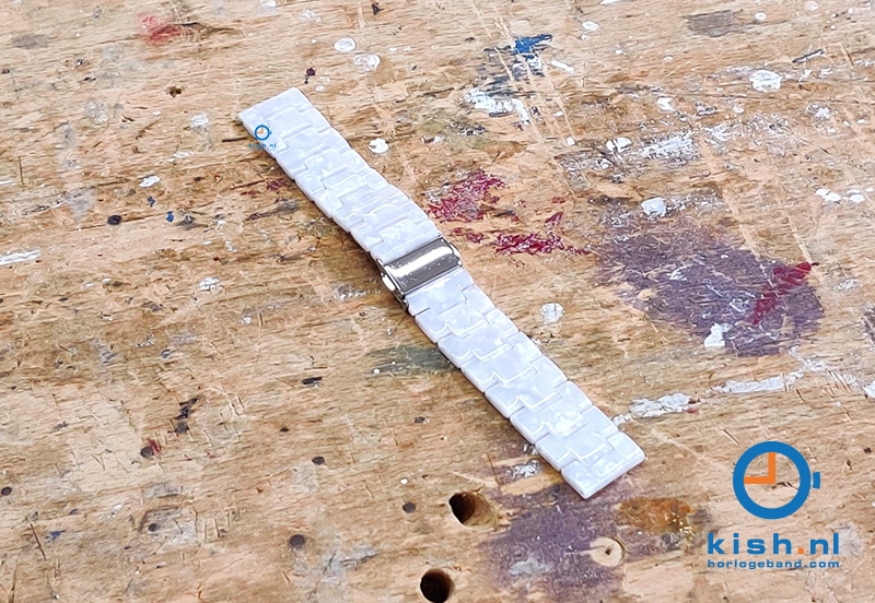 Horlogeband resin parelmoer wit