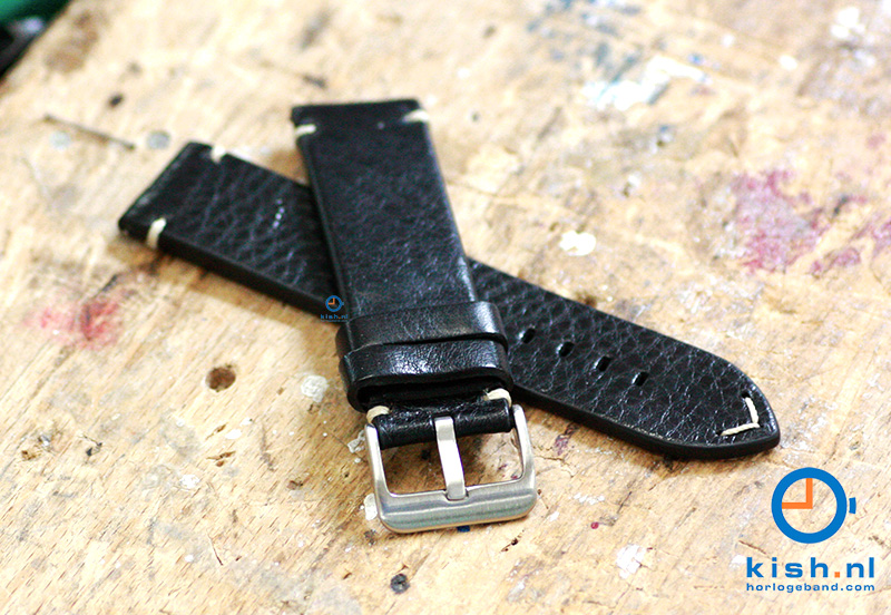 Horlogeband 22mm vintage zwart leer
